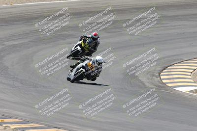 media/Apr-20-2025-CVMA (Sun) [[39090e8767]]/Race 11-500-350 Supersport (Holeshot)/